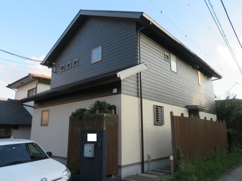 塗装工事の臭いや息苦しさに配慮・オール水性塗料使用